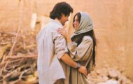 Жади и Лукас встречаются на развалинах Жади и Лукас встречаются на развалинах